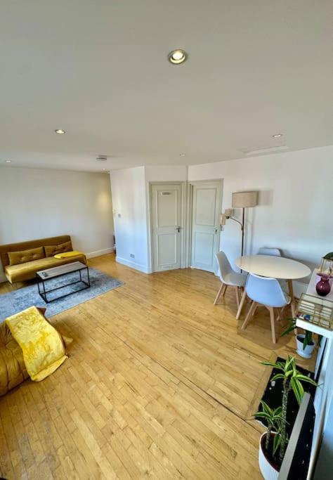 Victoria - 1 Bedroom Appartment 4 People London Exterior foto